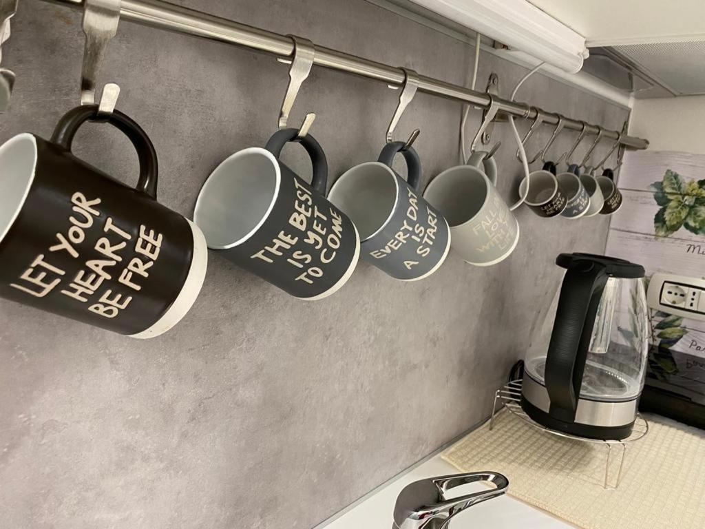ביצ'לייה Iris Apartment מראה חיצוני תמונה