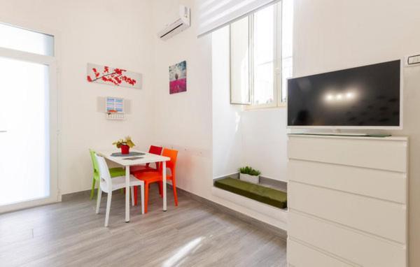 ביצ'לייה Iris Apartment מראה חיצוני תמונה