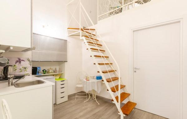 ביצ'לייה Iris Apartment מראה חיצוני תמונה