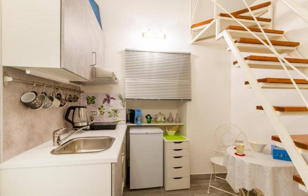 ביצ'לייה Iris Apartment מראה חיצוני תמונה